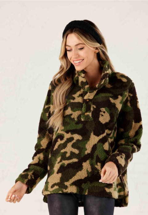 Brady Camo Pullover